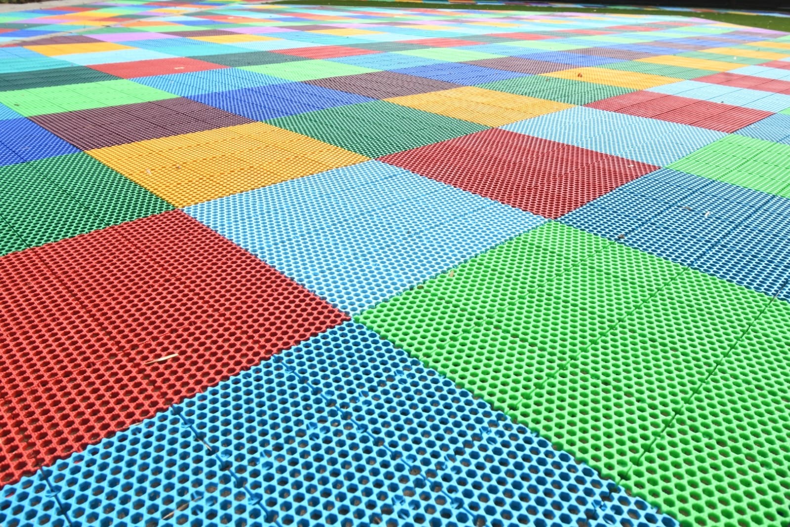 Interlocking Play Tiles – Close Up